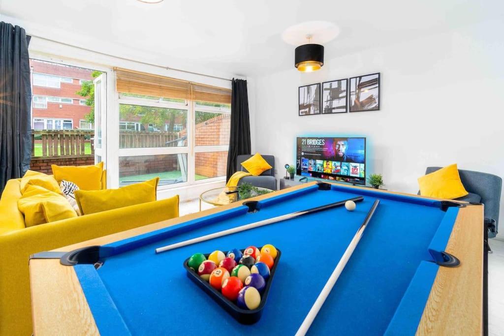 ✪Central✪6Bed✪ Parking✪Pool Table✪Private Patio ✪ Birmingham Exterior photo