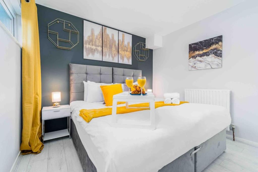 ✪Central✪6Bed✪ Parking✪Pool Table✪Private Patio ✪ Birmingham Exterior photo